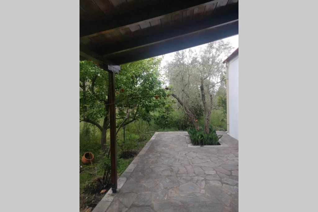 Irinis Cottage Kala Nera Exterior foto